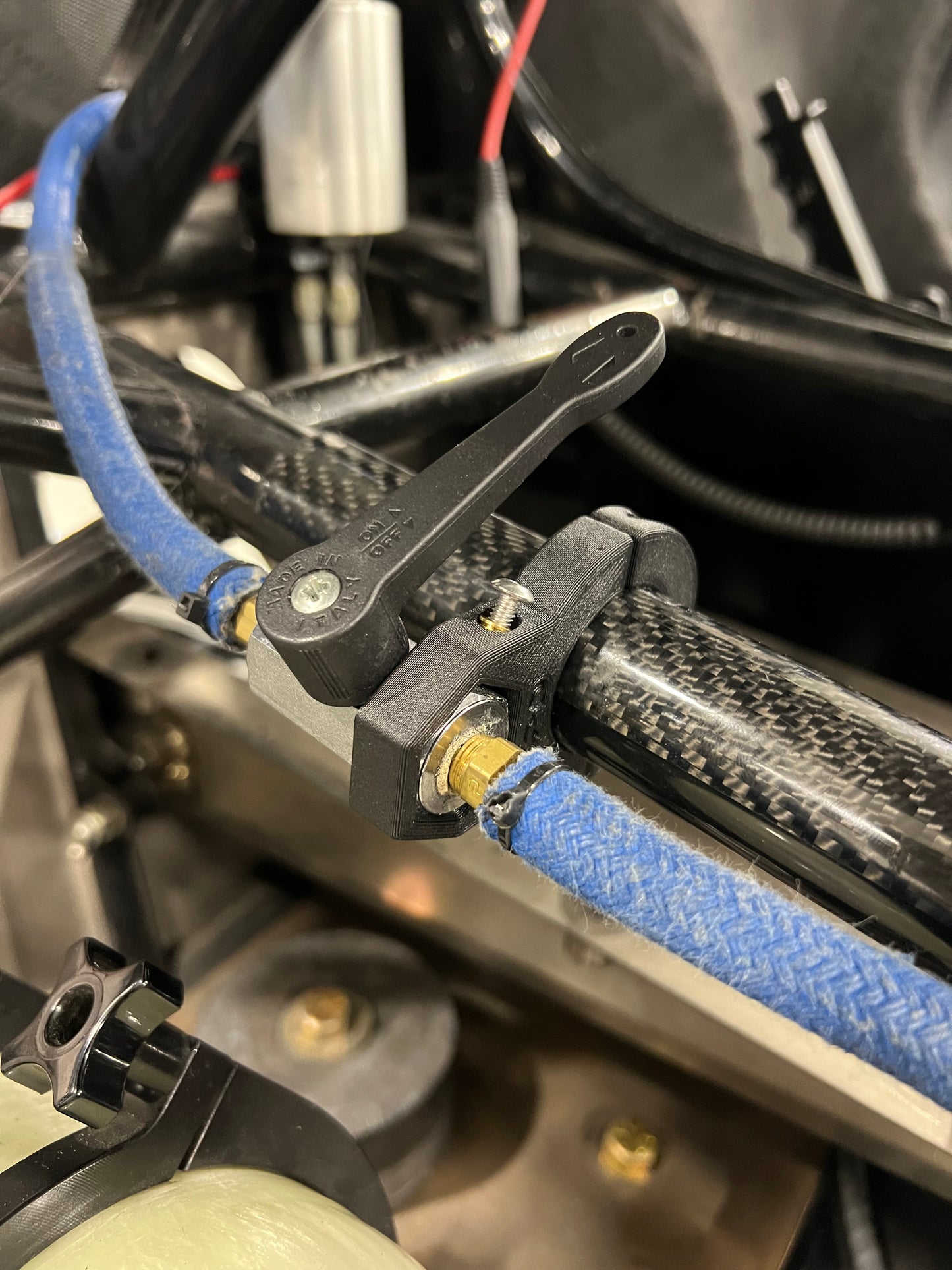 Fresh Air Bottle Valve Bracket