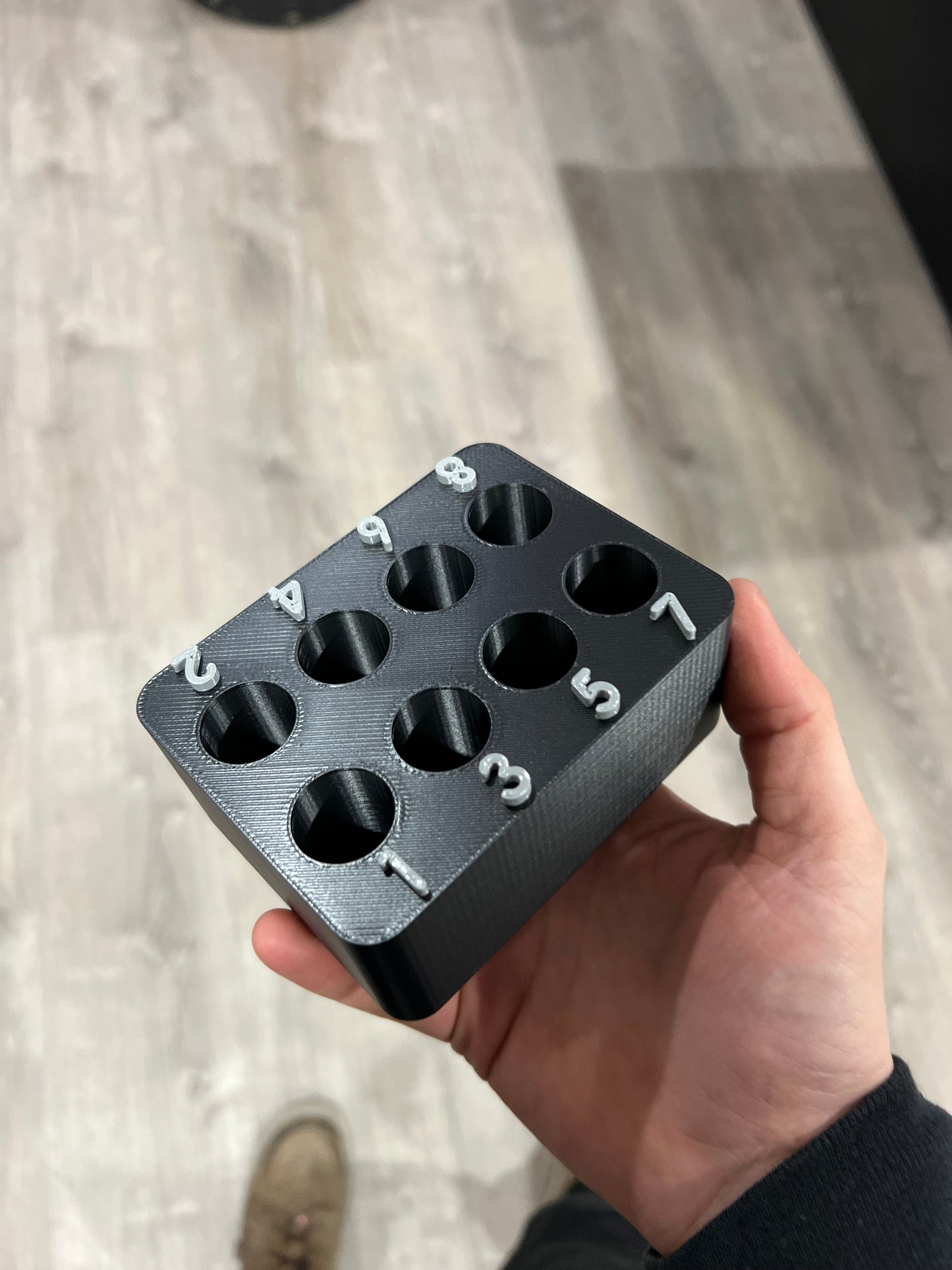 Chevy 8-Hole Spark Plug Holder